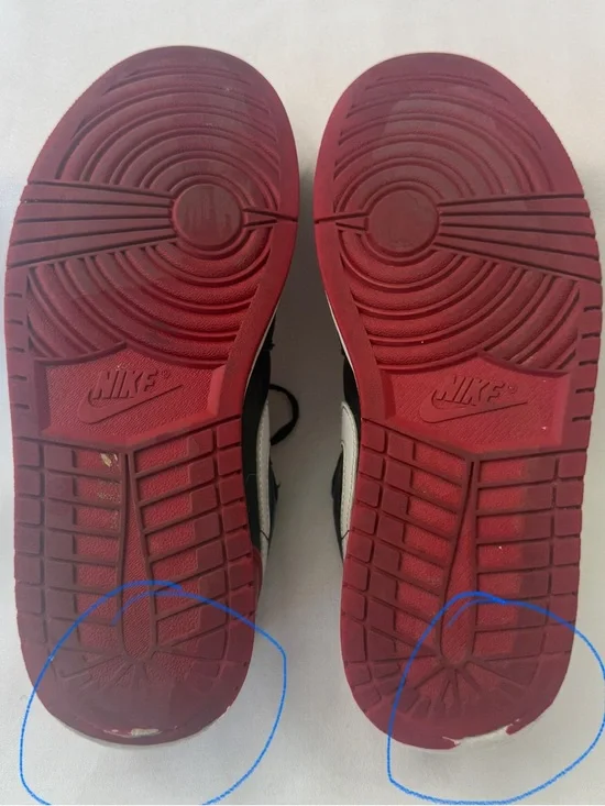 Men’s Air Jordan 1 Low (553558-066) - Picture 9 of 11